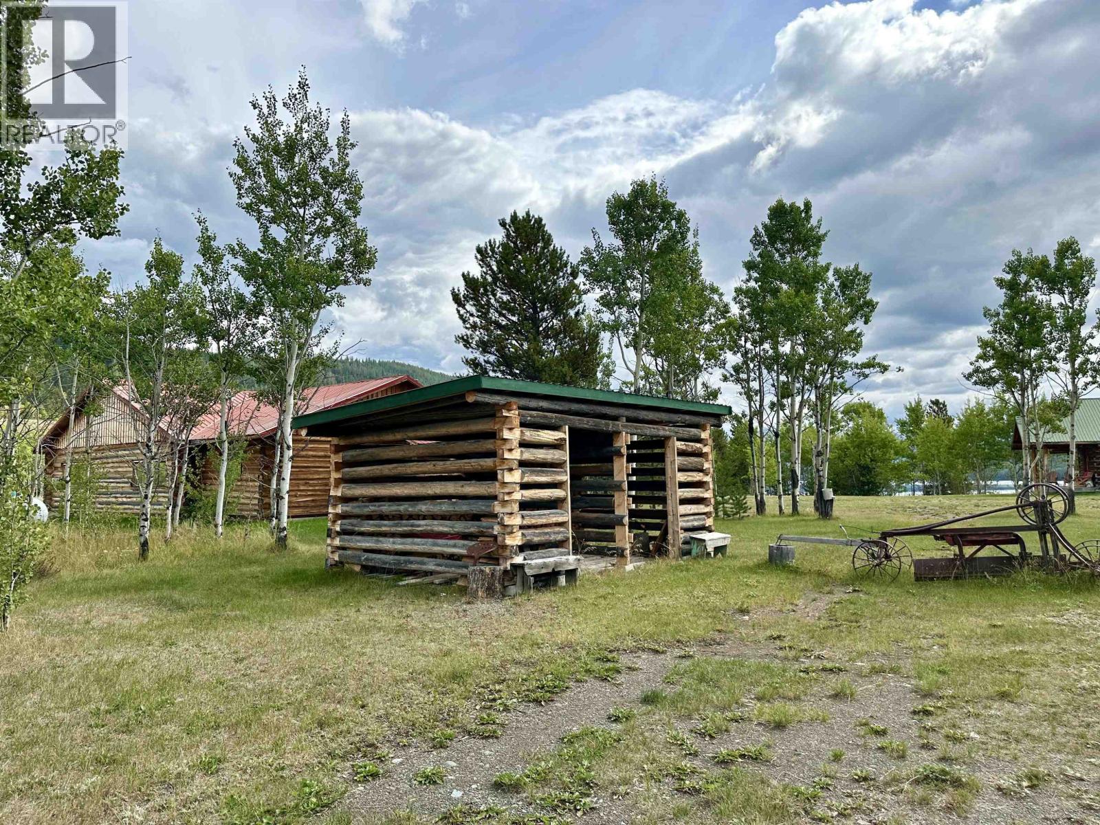 7650 VEDAN-ELKIN LAKE FSR ROAD - 20