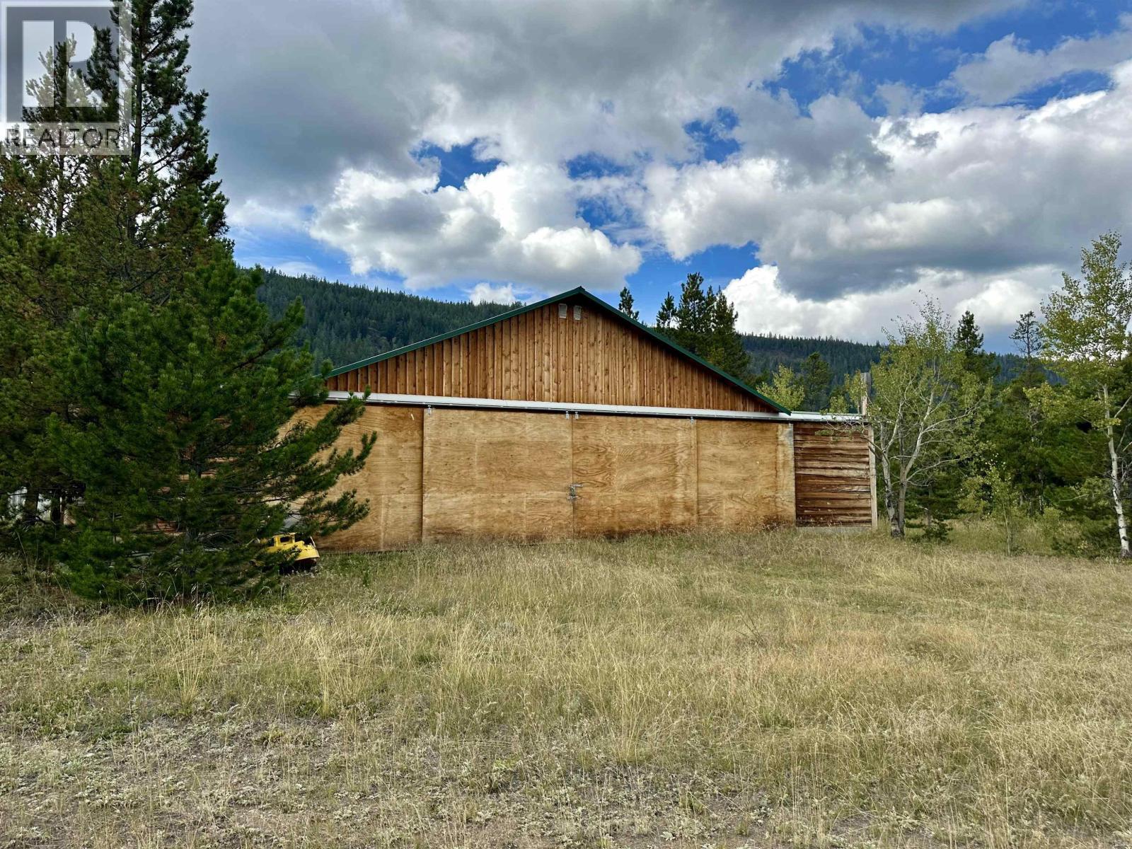 7650 VEDAN-ELKIN LAKE FSR ROAD - 22