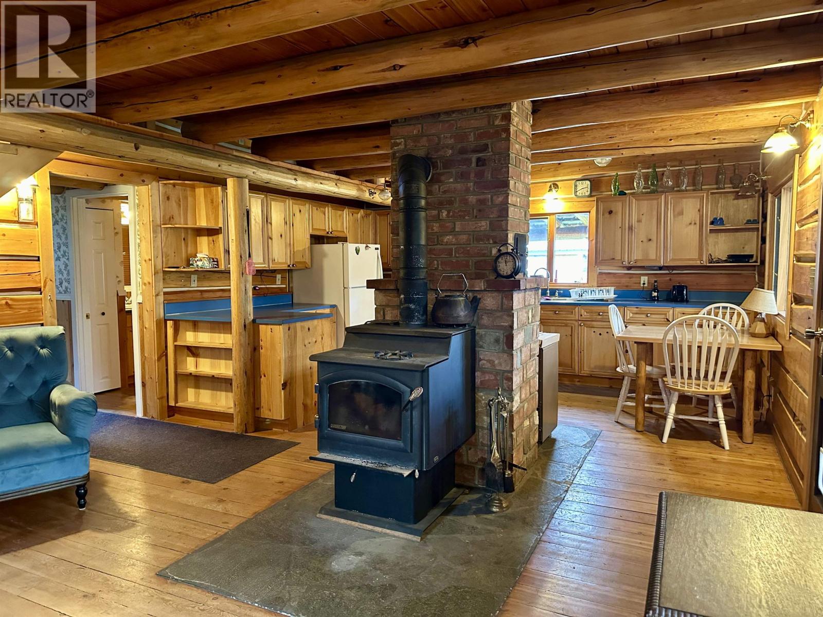 7650 VEDAN-ELKIN LAKE FSR ROAD - 36