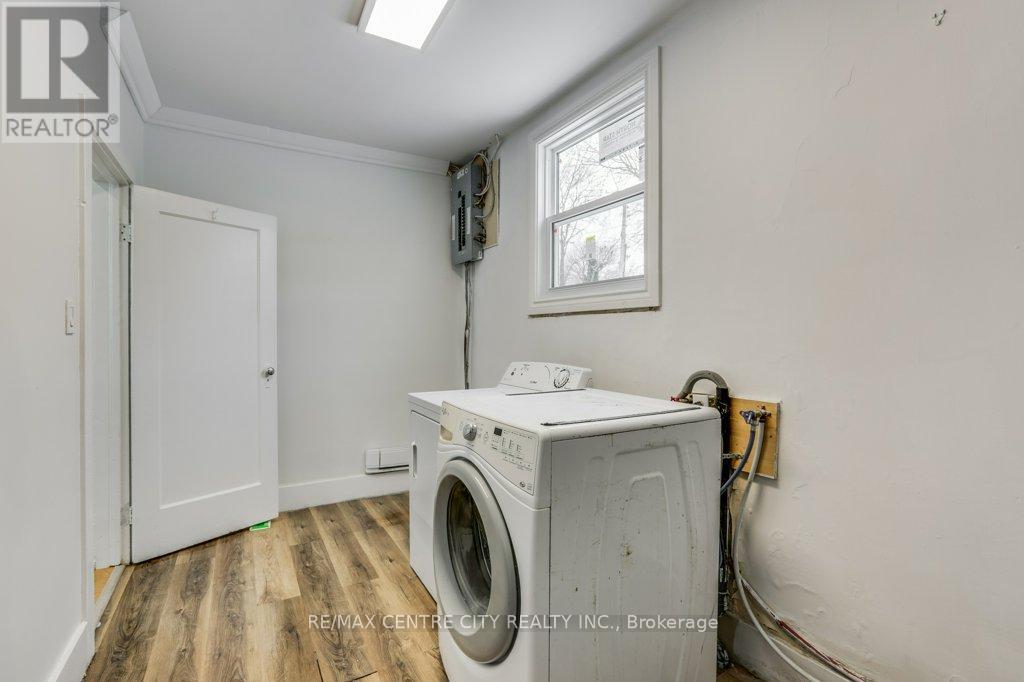 188 FURNIVAL ROAD Property Photo