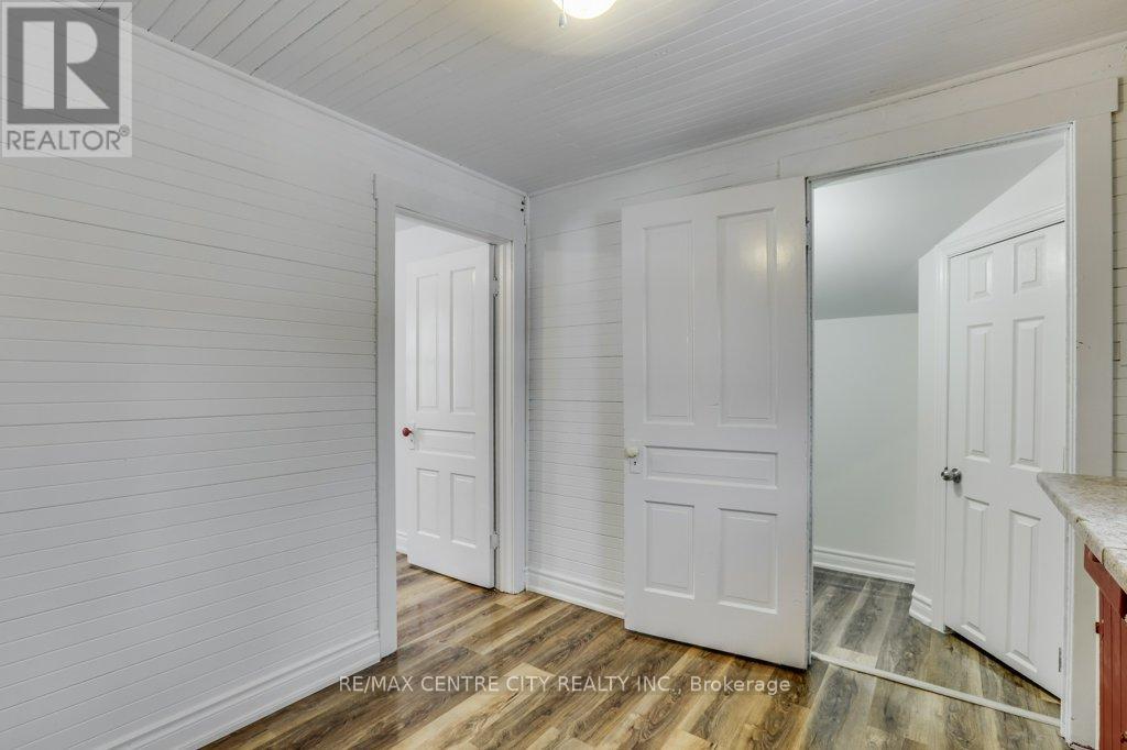 188 FURNIVAL ROAD Property Photo