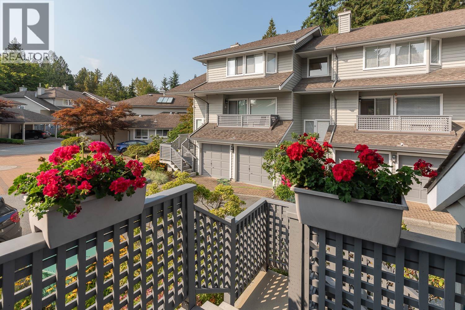 5 3634 GARIBALDI DRIVE, North Vancouver