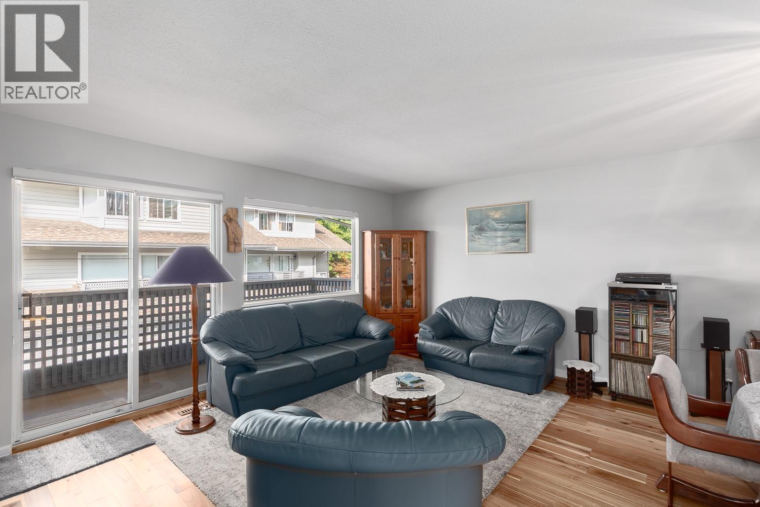 5 3634 GARIBALDI DRIVE, North Vancouver