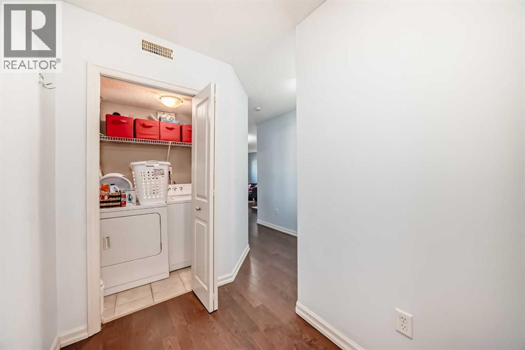 Multi-family House for Sale in  bowness Road NW Bowness Calgary 