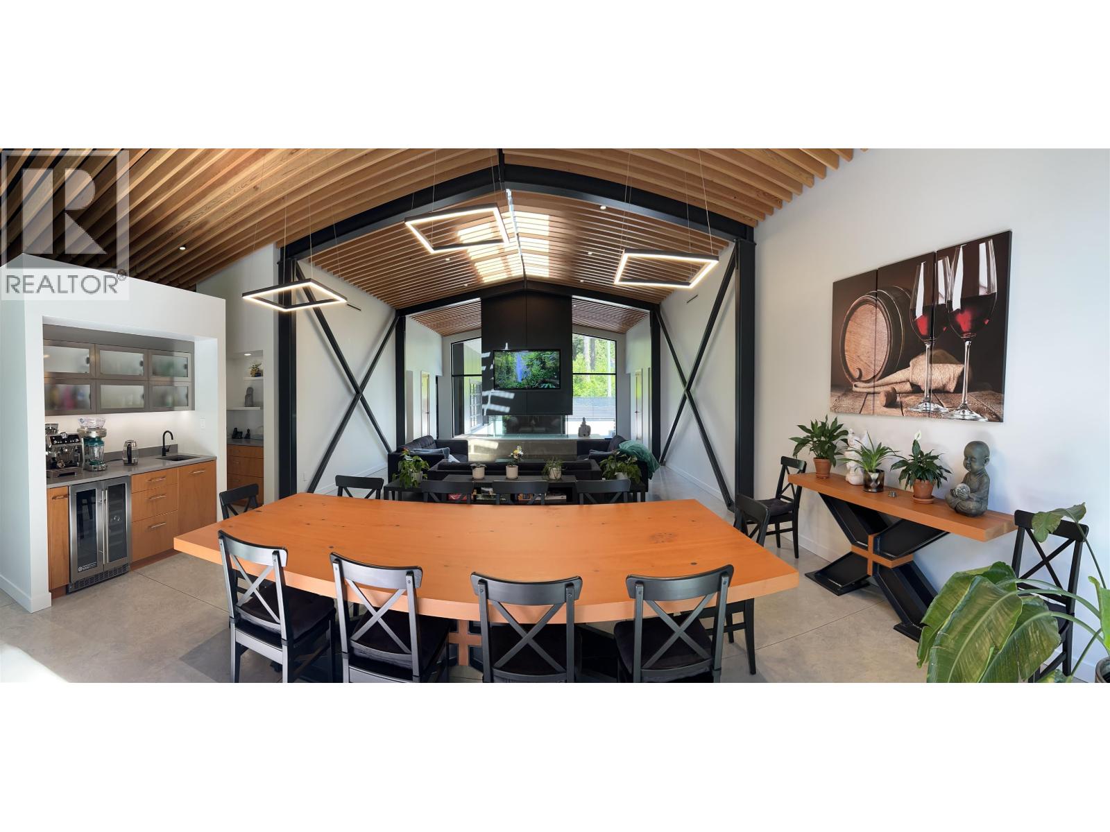 2409 WINDRIDGE DRIVE, North Vancouver