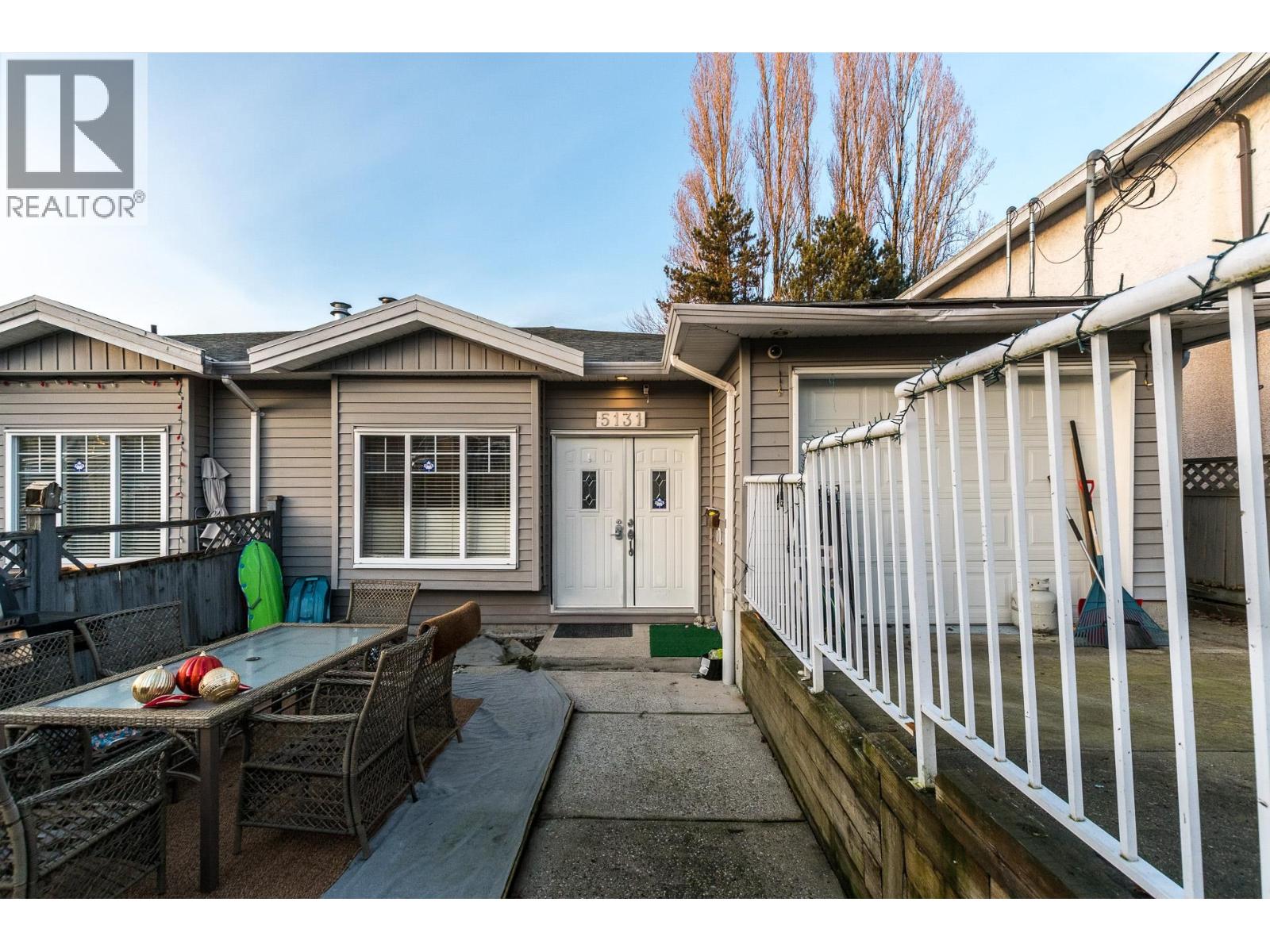 5131 MANOR STREET - Photo 3 of 33, Burnaby, British Columbia