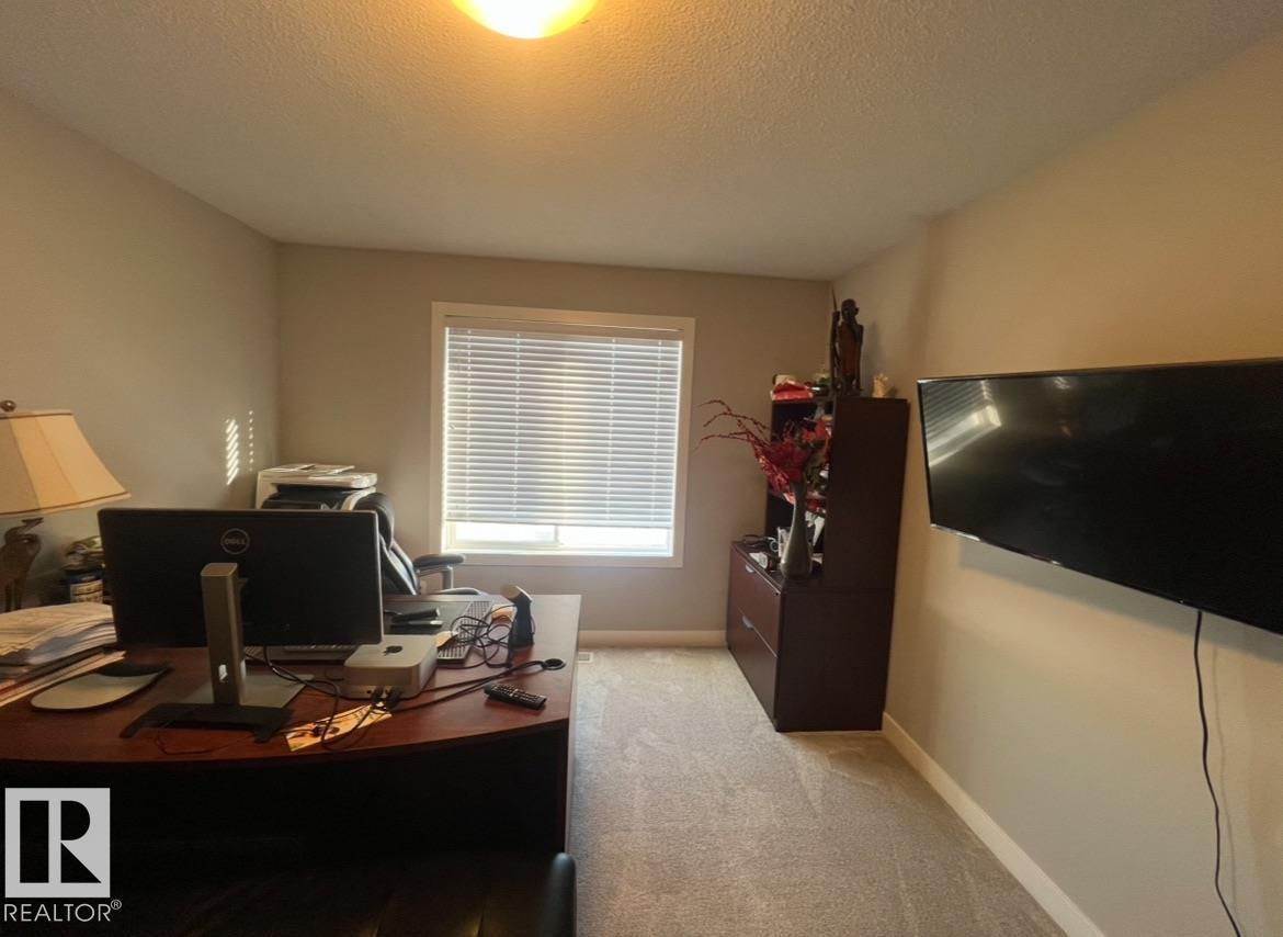 1539 200 ST NW - 5