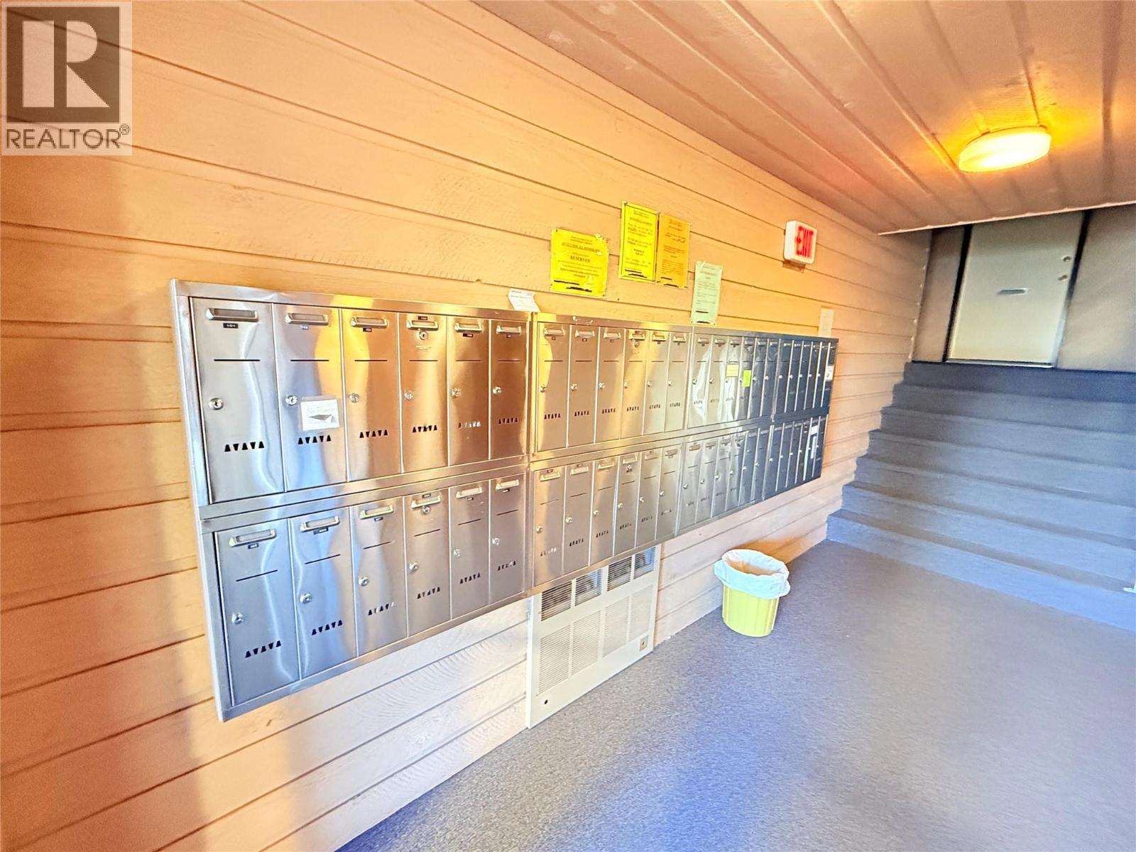 #348 245 GORDONHORN CRESCENT - 13