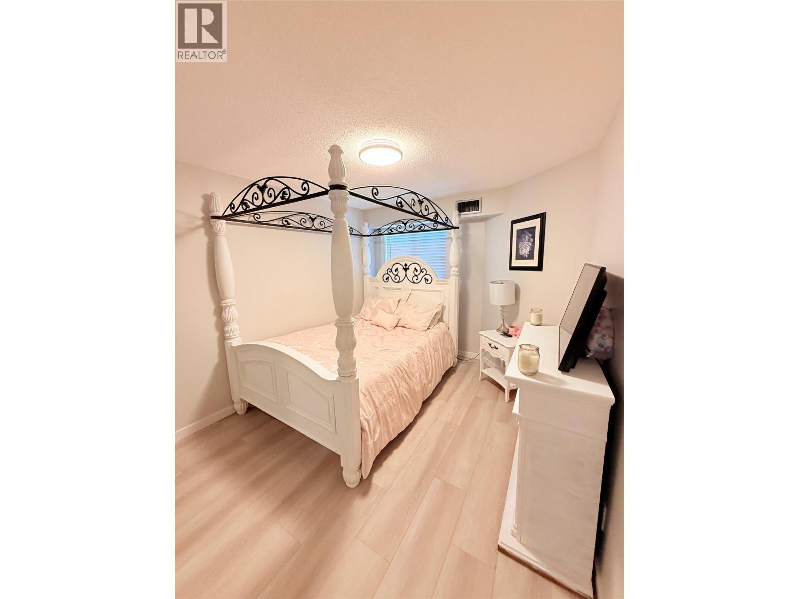 #348 245 GORDONHORN CRESCENT - Image 3