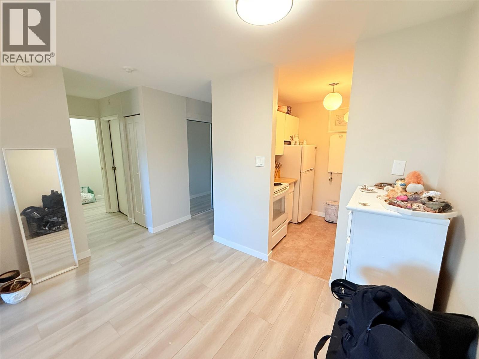 #348 245 GORDONHORN CRESCENT - 7