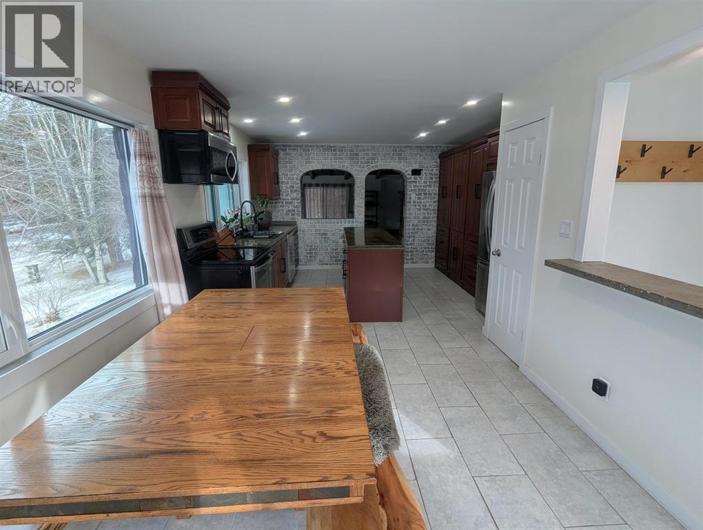 4620 MANTON Road, Smithers