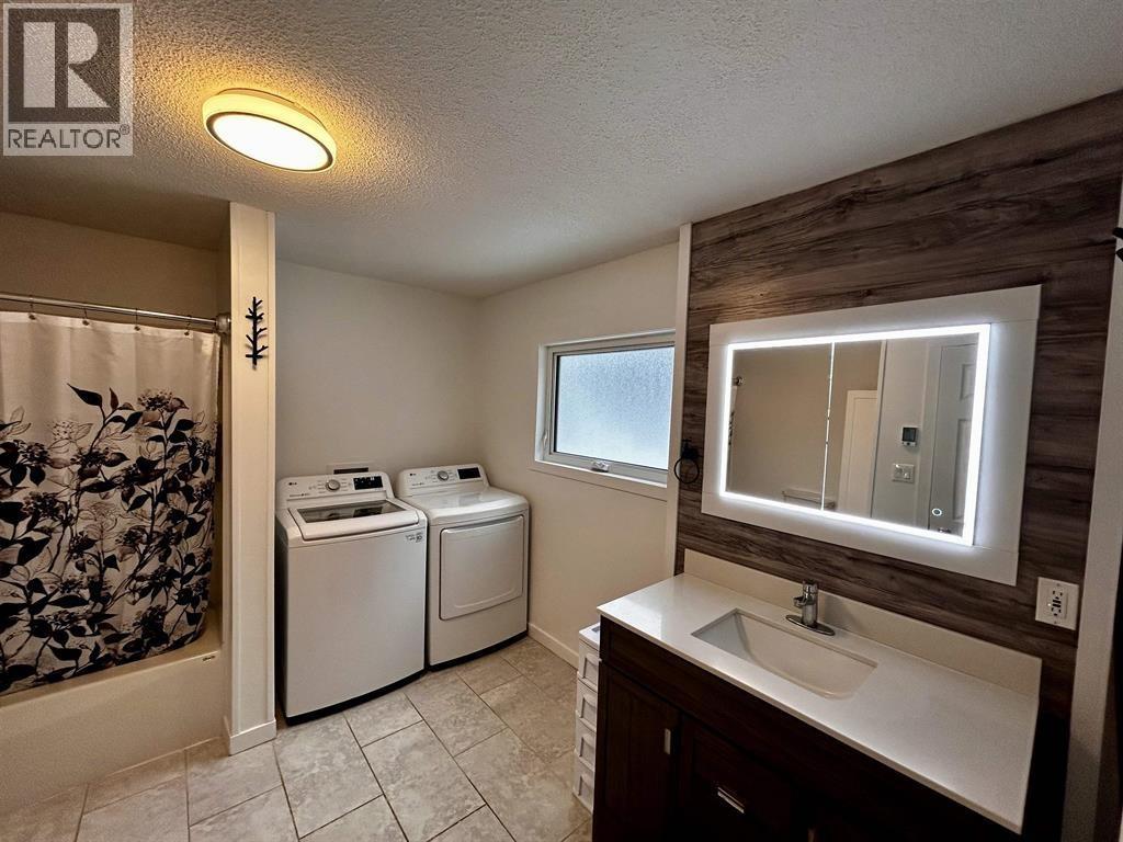 4620 MANTON Road, Smithers