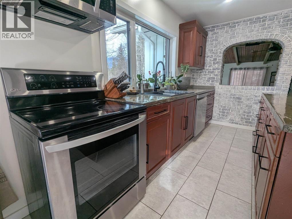 4620 MANTON Road, Smithers