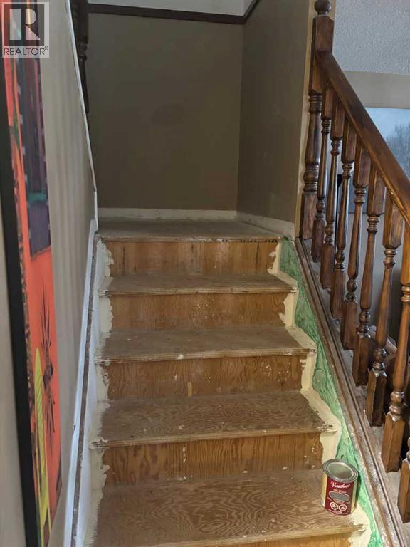 Single Family House for Sale in  Bernard Way NW Beddington Heights Calgary 