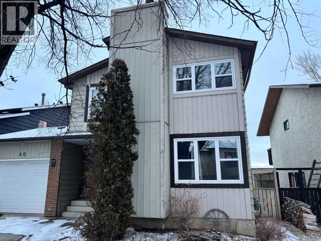 Single Family House for Sale in  Bernard Way NW Beddington Heights Calgary 