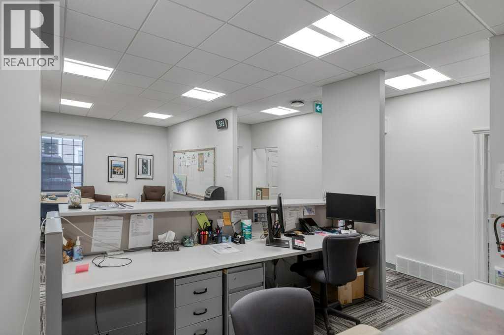 305 First Street East, Cochrane