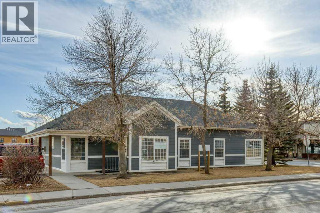 305 First Street East, Cochrane