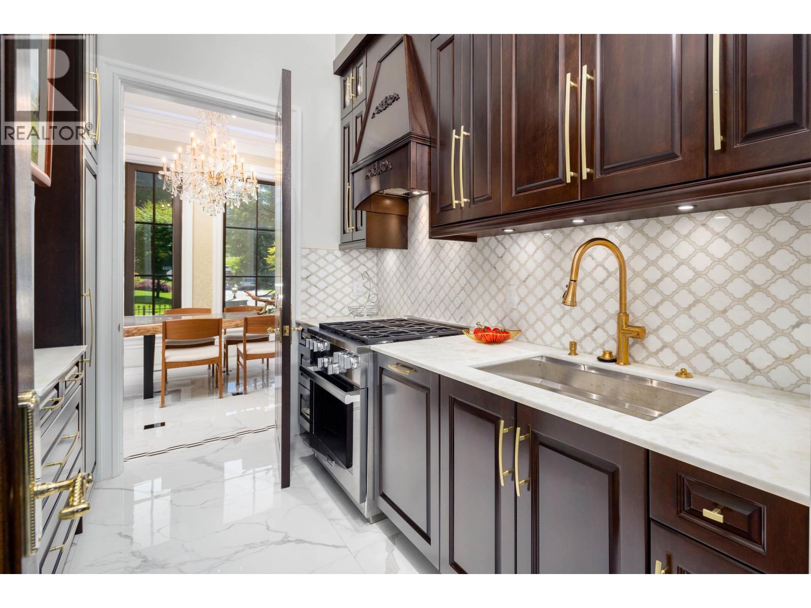 8483 WILTSHIRE STREET, Vancouver