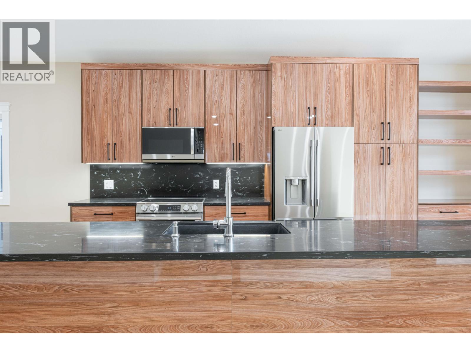 #117 960 NORTH NECHAKO ROAD - 12