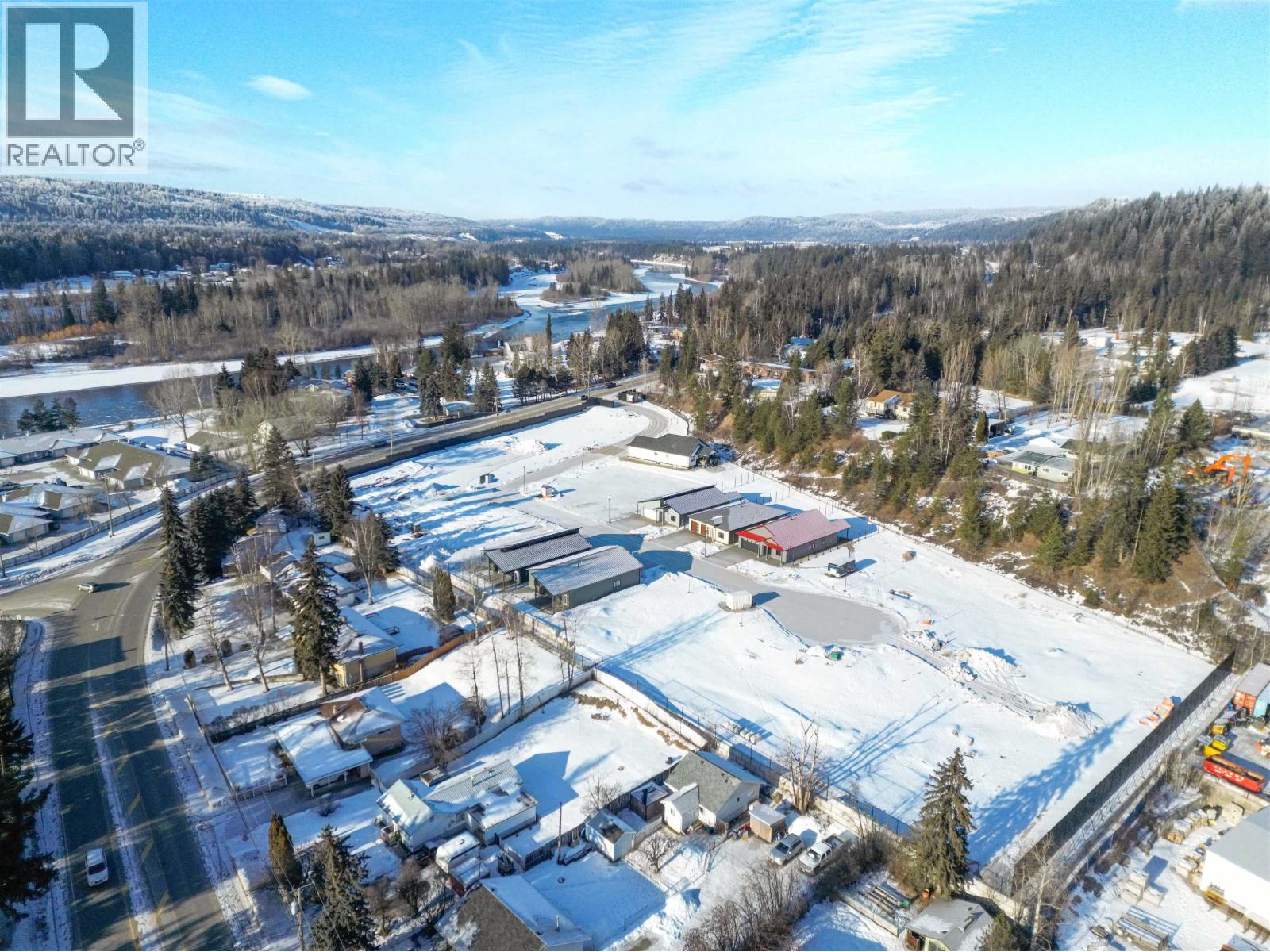 #117 960 NORTH NECHAKO ROAD - 32