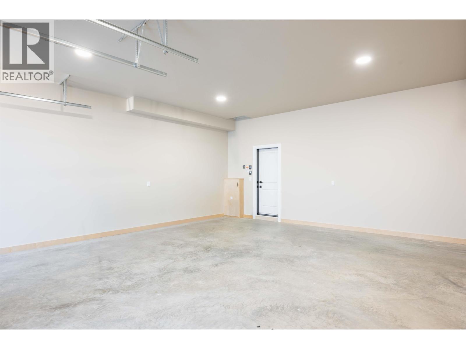 #117 960 NORTH NECHAKO ROAD - 8