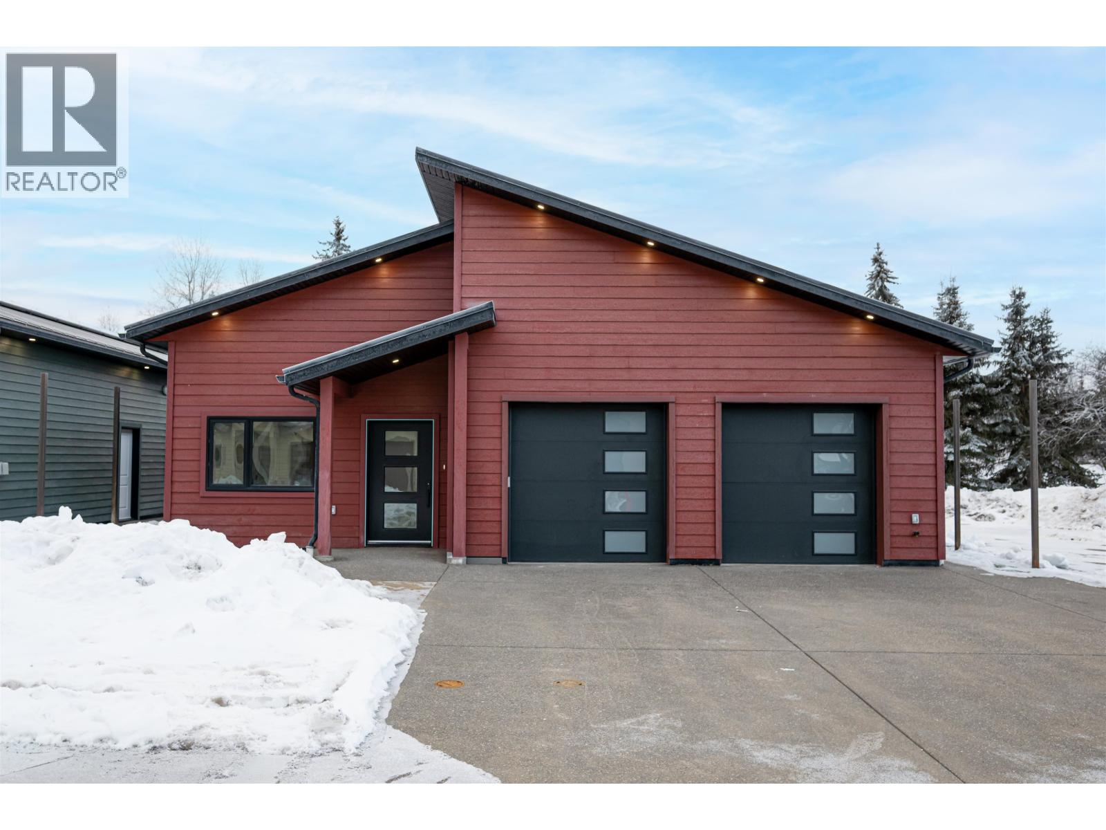 117 960 NORTH NECHAKO Road - main photo