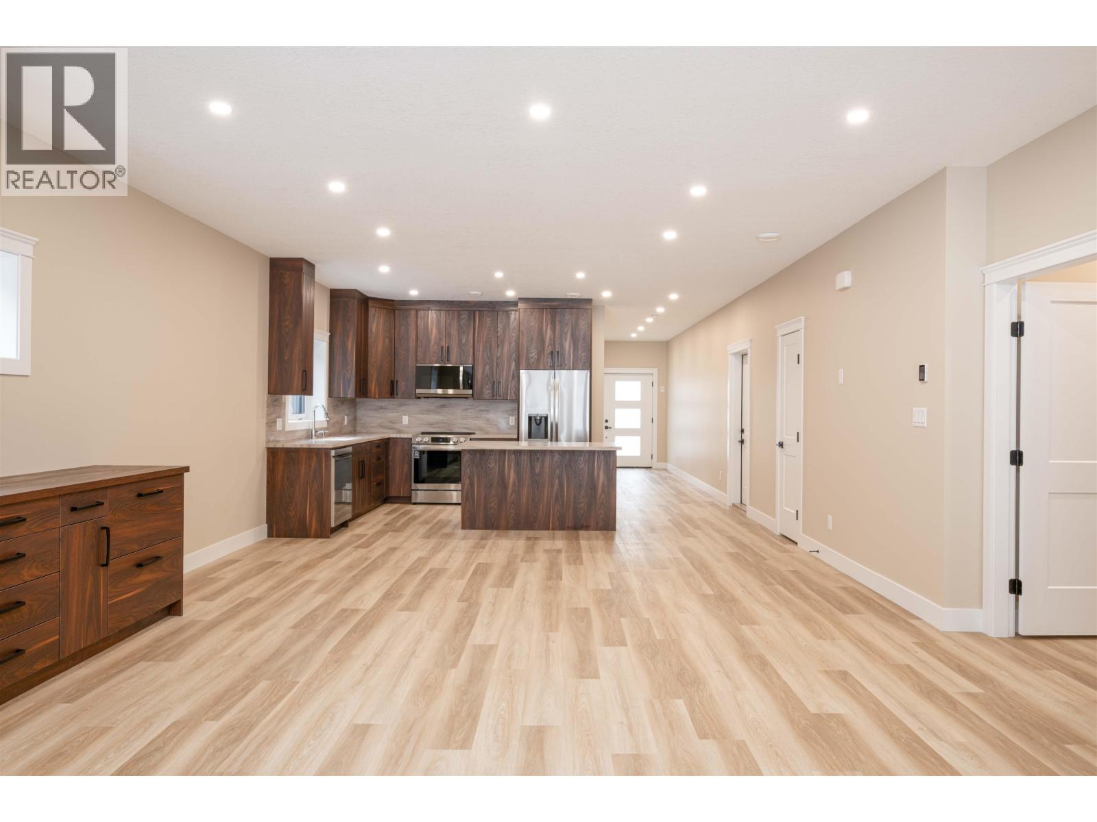 #118 960 NORTH NECHAKO ROAD - 17