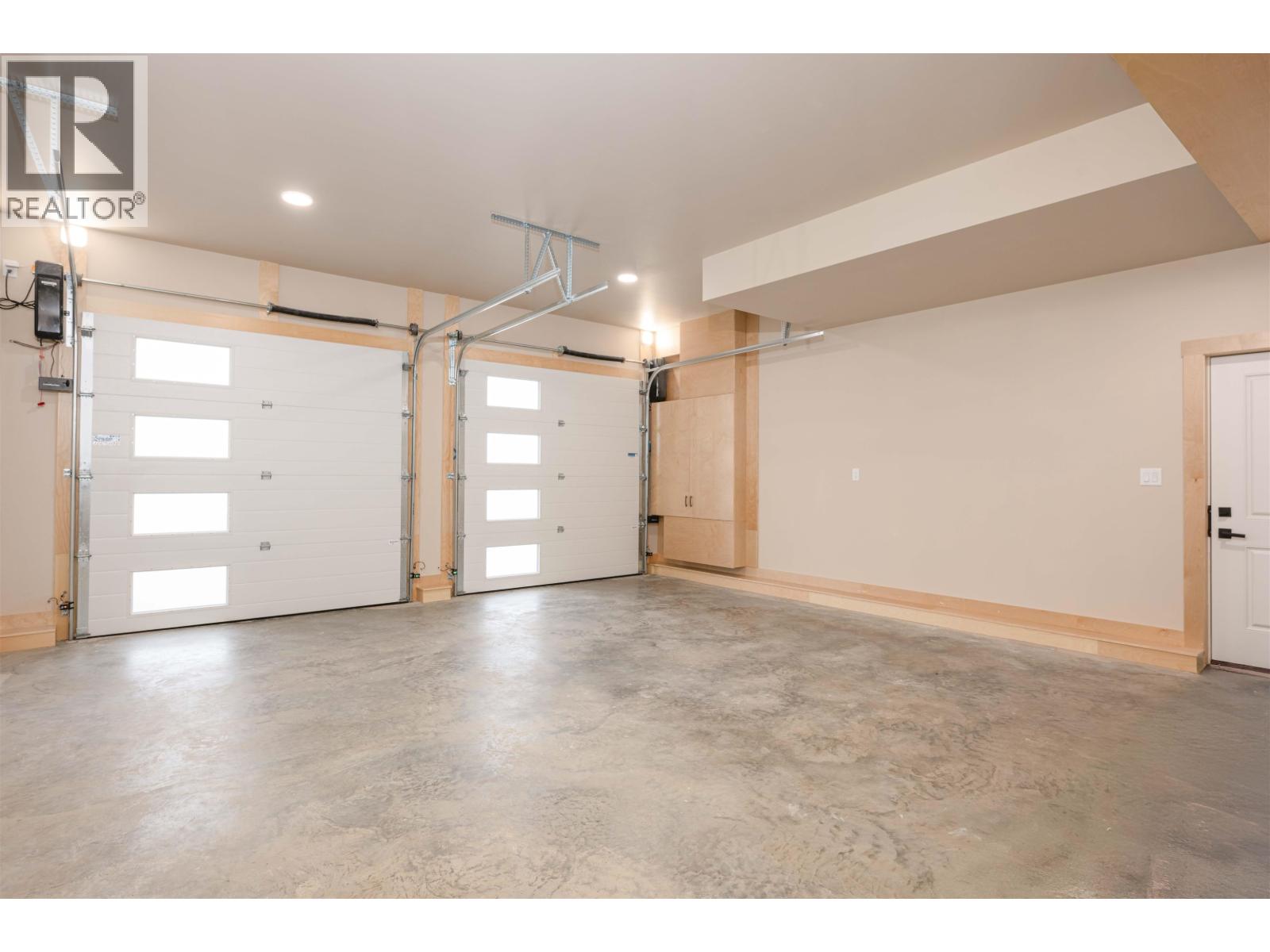 #118 960 NORTH NECHAKO ROAD - 31