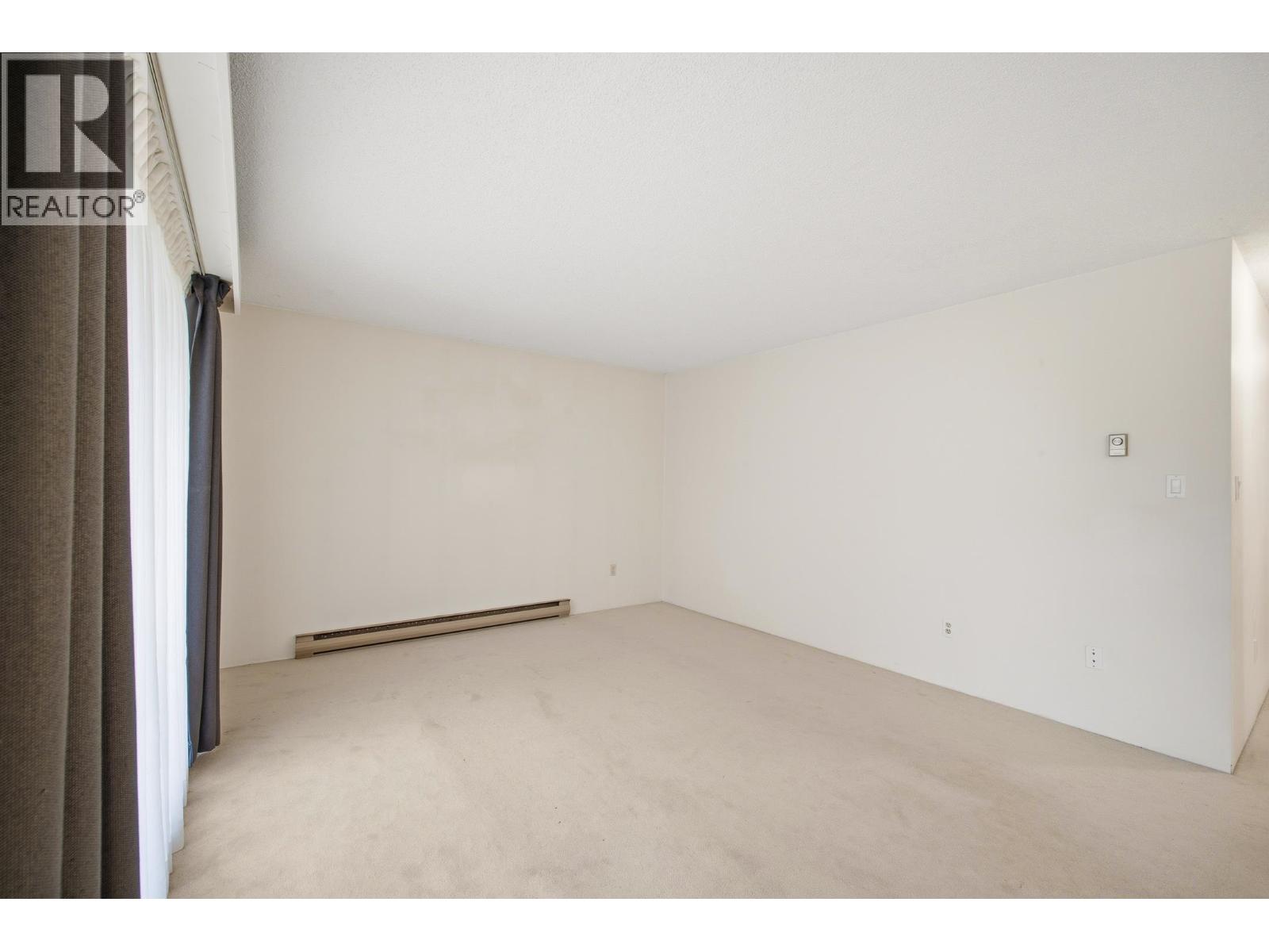 204 45 FOURTH STREET, New Westminster