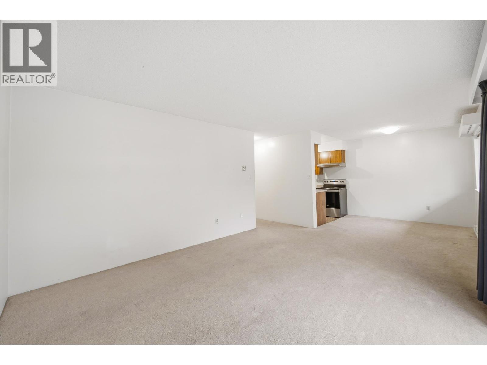 204 45 FOURTH STREET, New Westminster