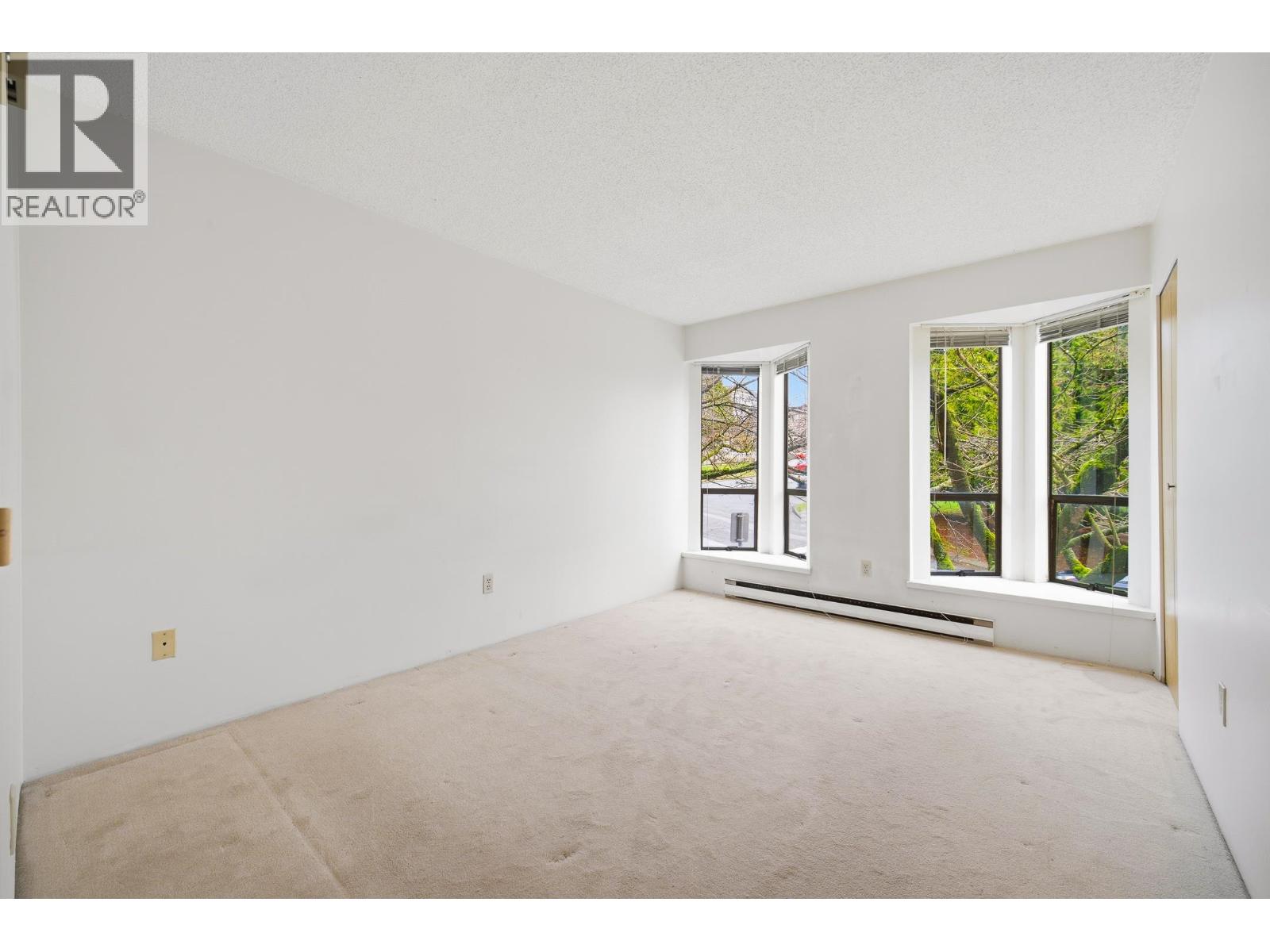 204 45 FOURTH STREET, New Westminster