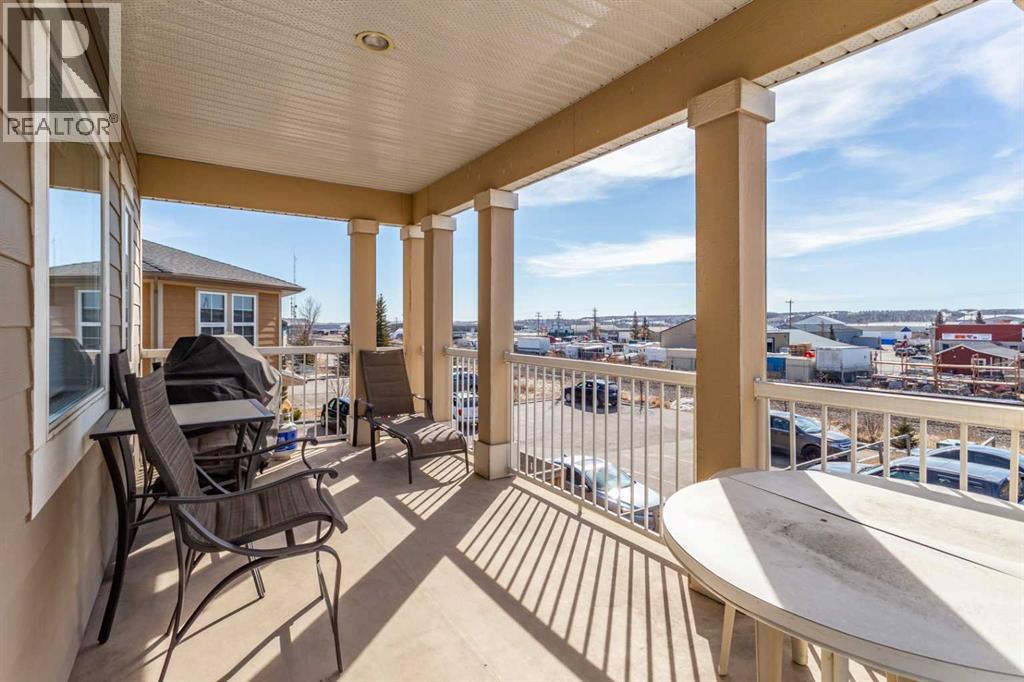 307 1 Street East, Cochrane