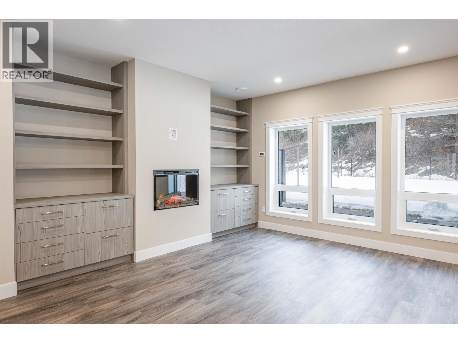 #120 960 NORTH NECHAKO ROAD - 17