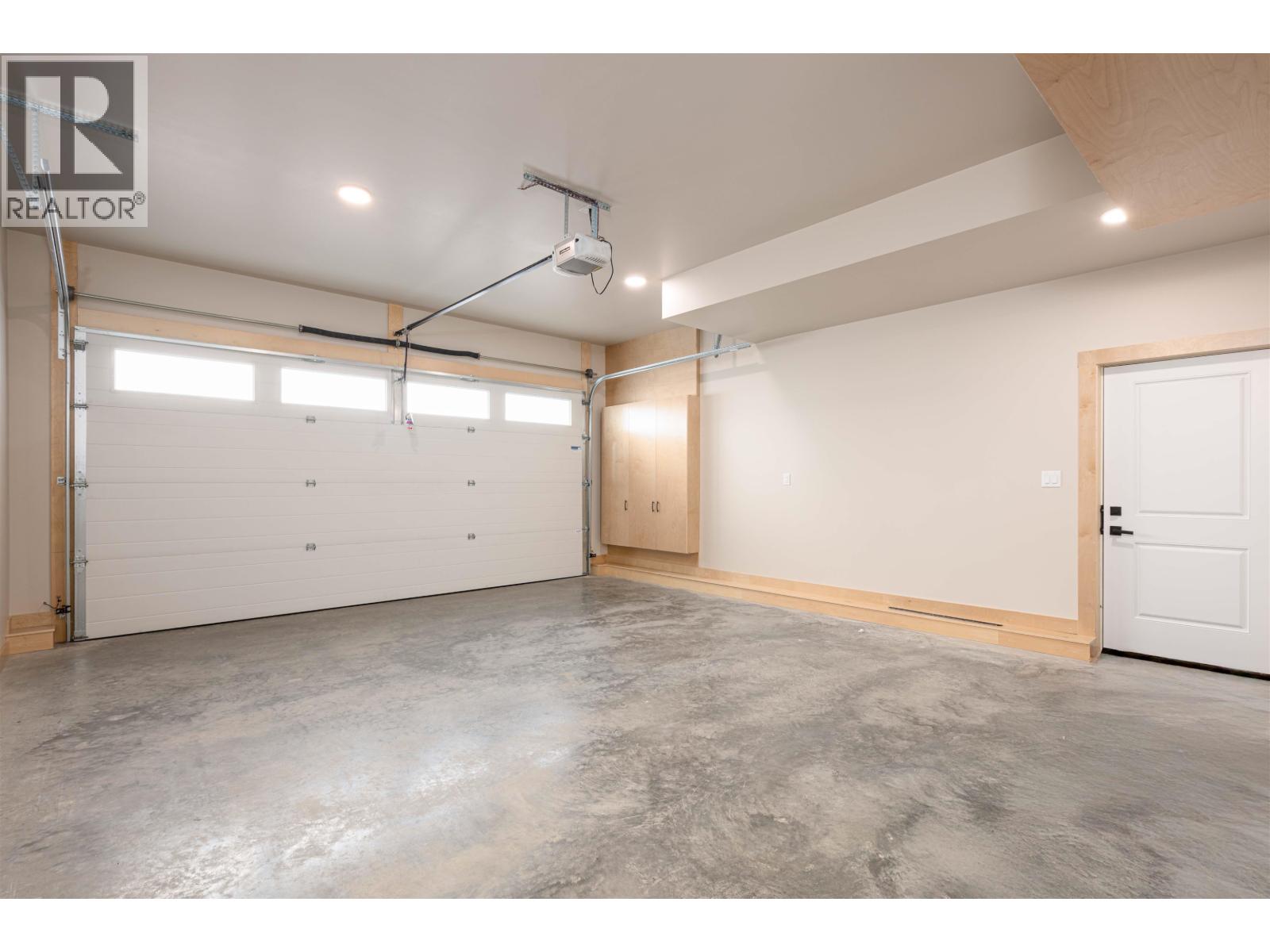 #120 960 NORTH NECHAKO ROAD - 31