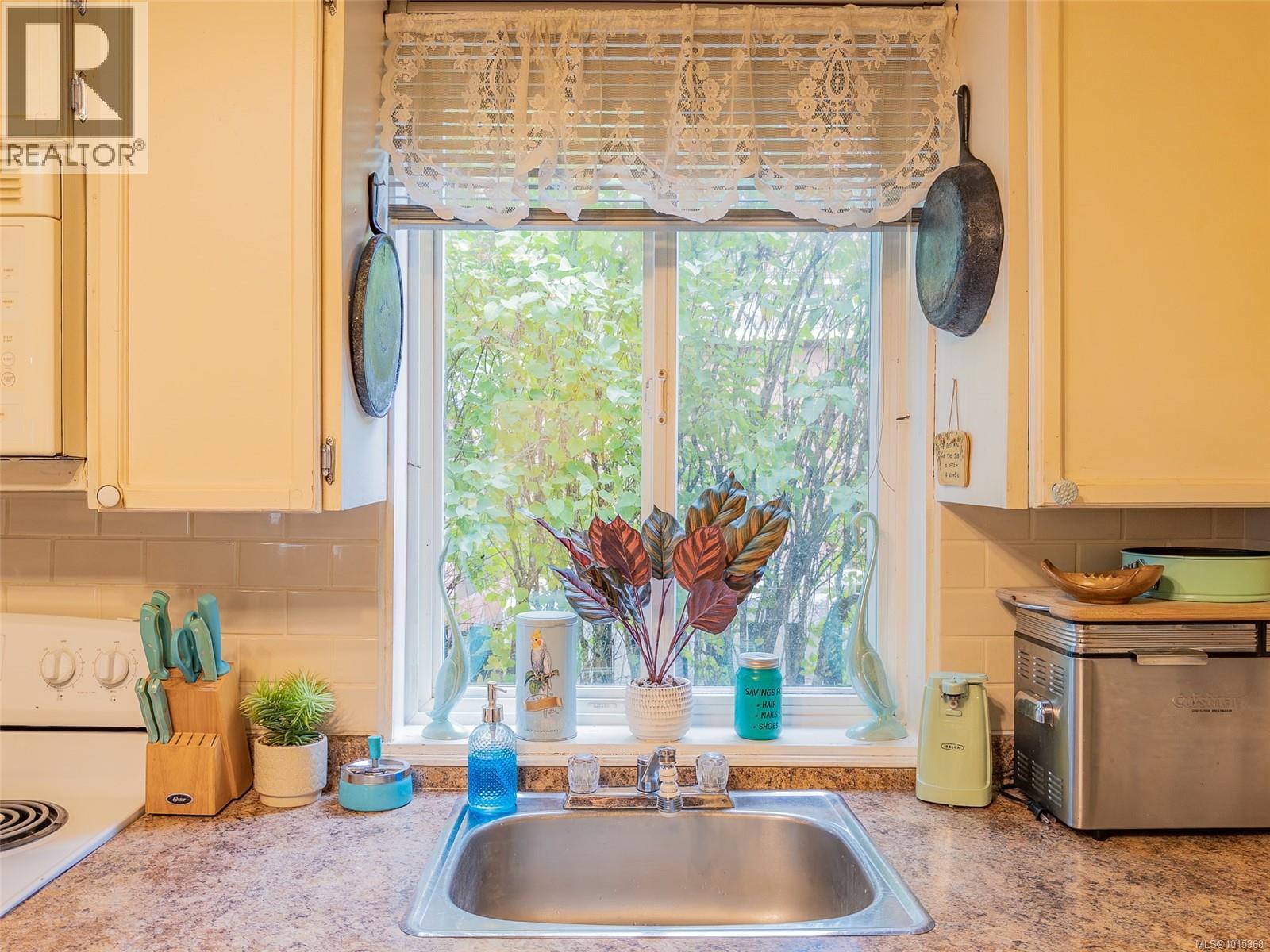 4927 Neill St, Port Alberni