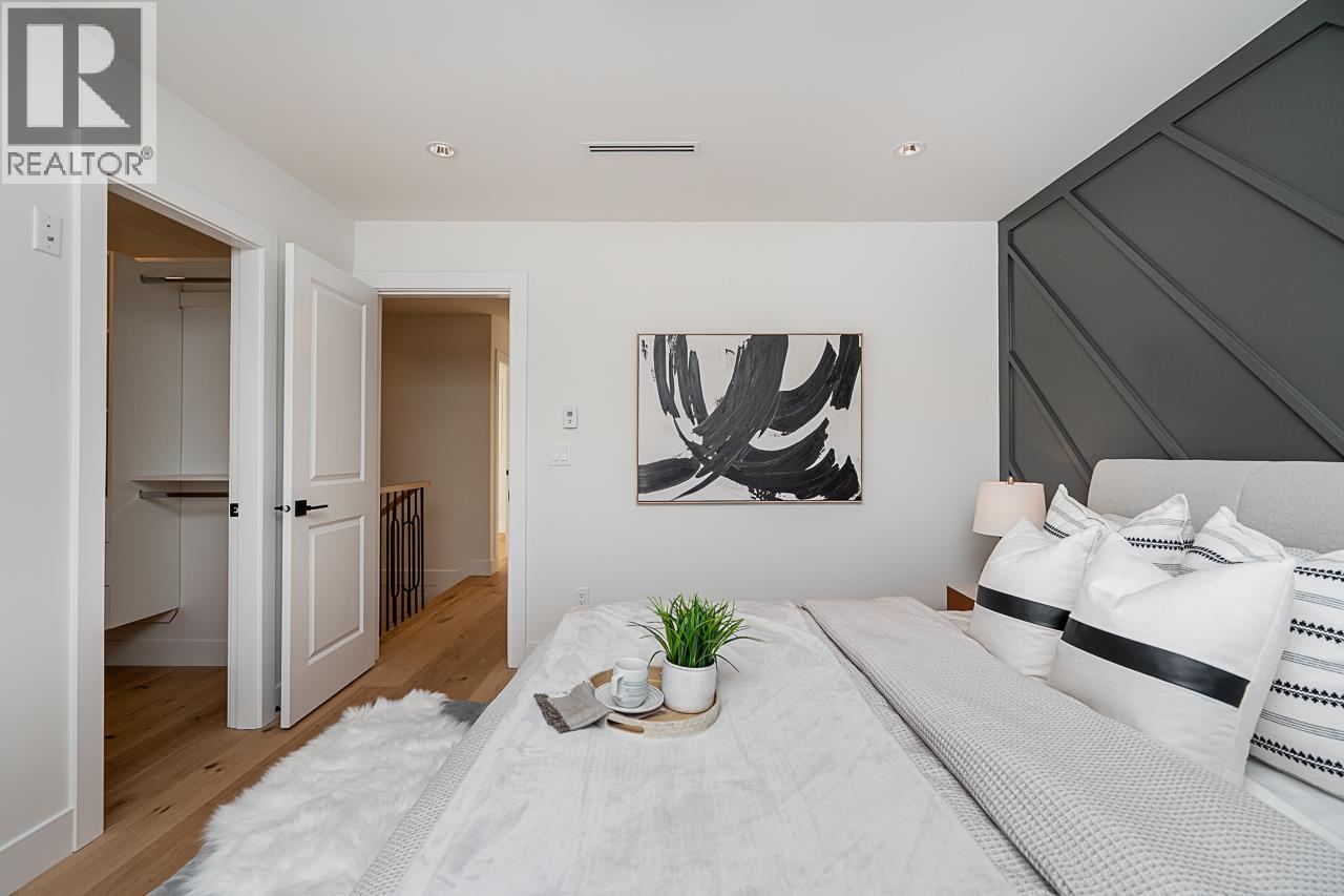 4917 VENABLES STREET, Burnaby