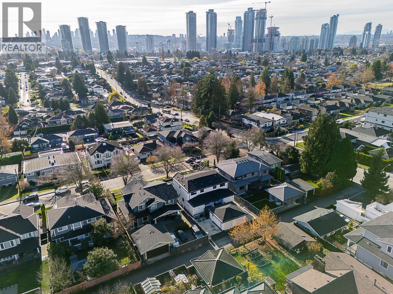 4917 VENABLES STREET, Burnaby