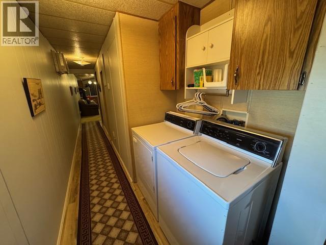 #3 746 THOMPSON AVENUE - 21