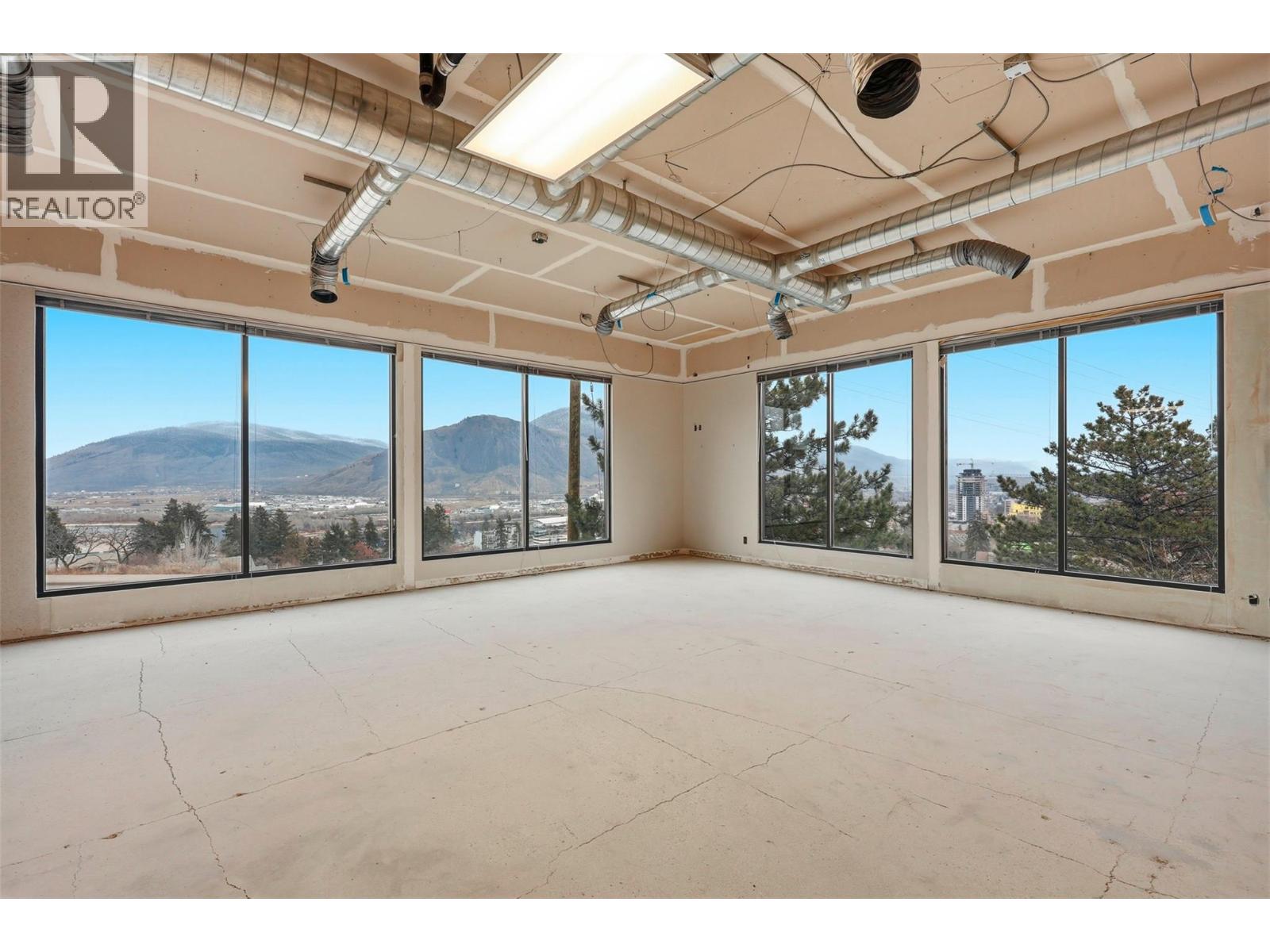 103 741 Sahali Terrace, Kamloops