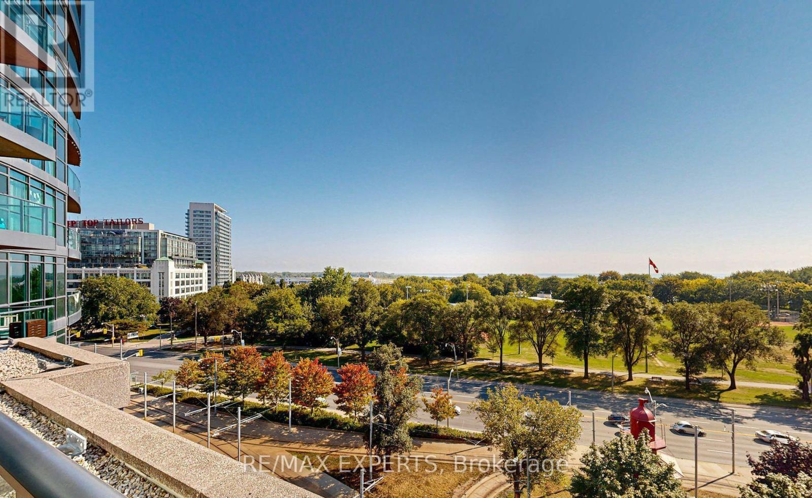 #355 209 FORT YORK BOULEVARD - 40