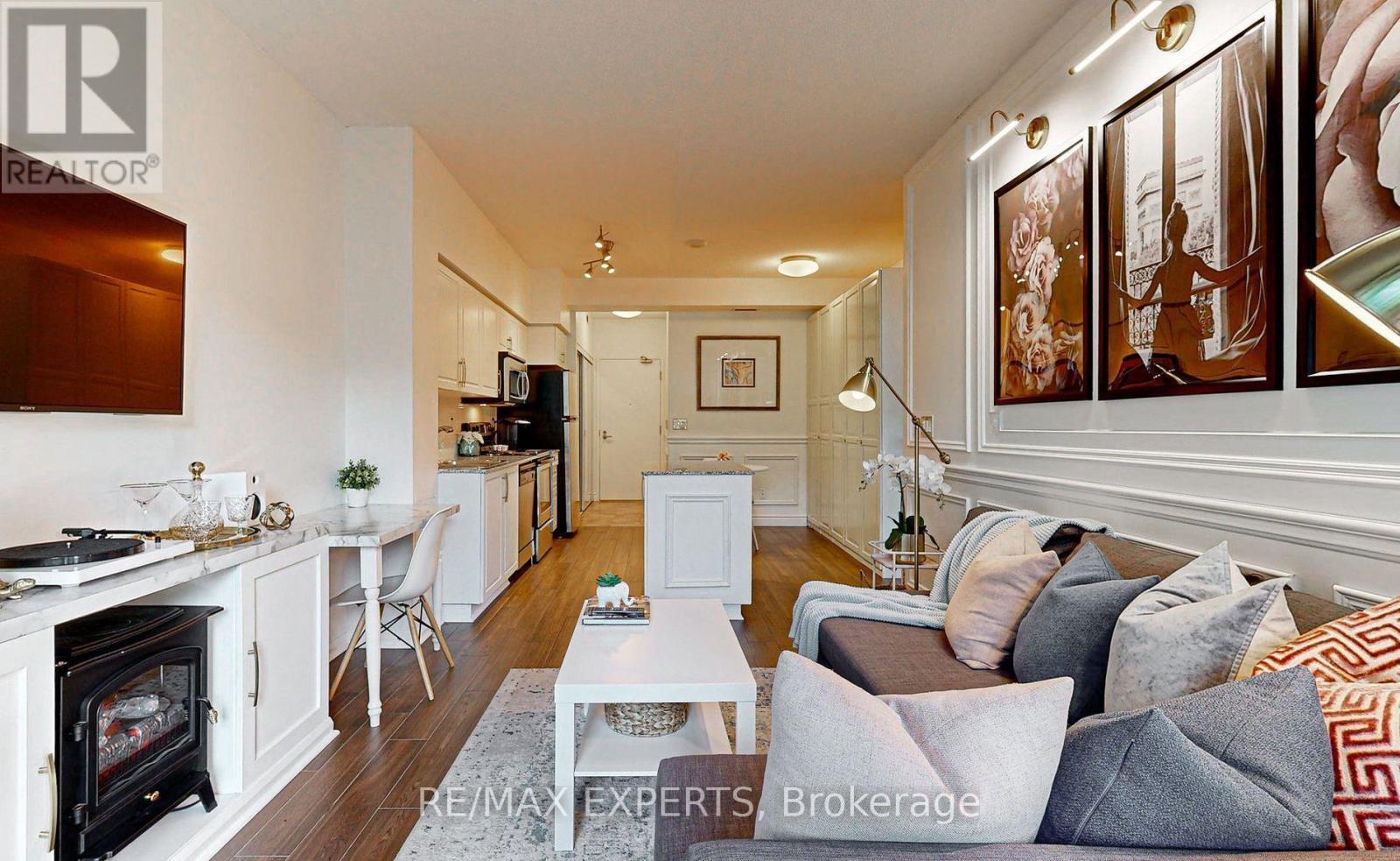 #355 209 FORT YORK BOULEVARD - 7