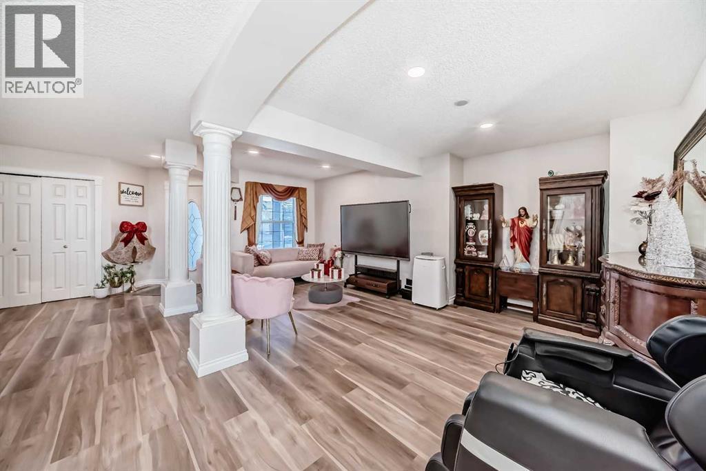 Single Family House for Sale in  Citadel Estates Terrace NW Citadel Calgary 