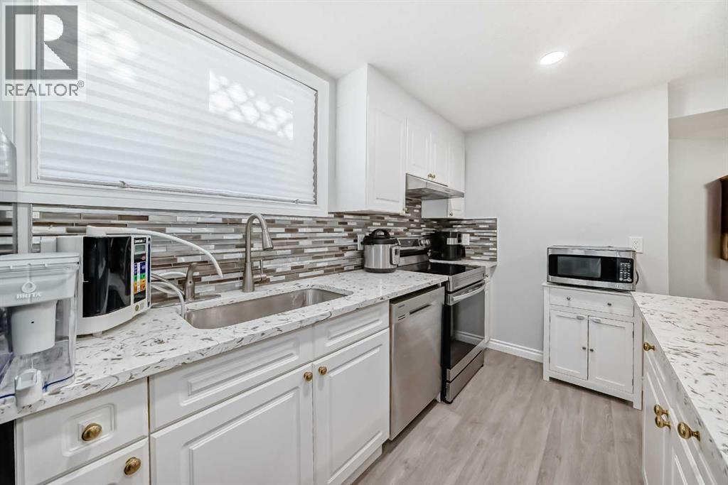 Single Family House for Sale in  Citadel Estates Terrace NW Citadel Calgary 