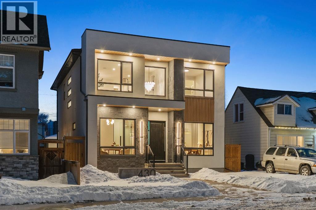 430 21 Avenue NE, Calgary, Alberta