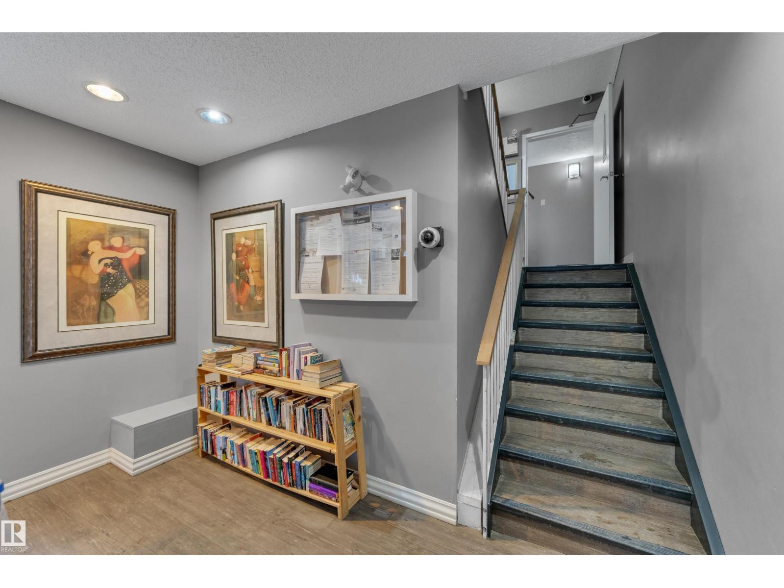 #207 105 MCKENNEY AVE, St. Albert