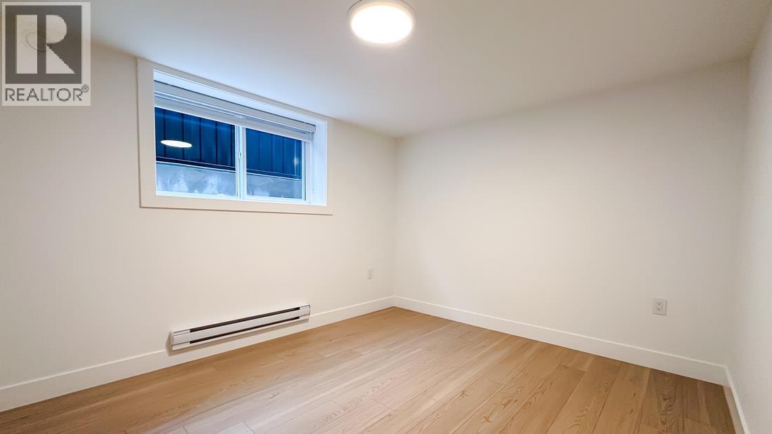 3929 FOREST STREET, Burnaby