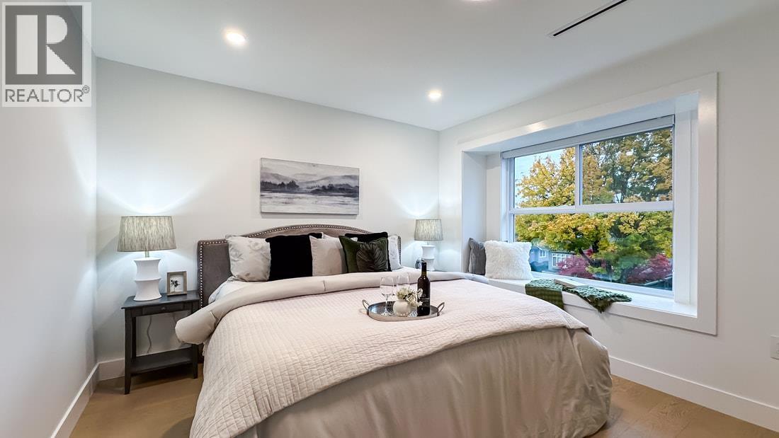 3929 FOREST STREET, Burnaby