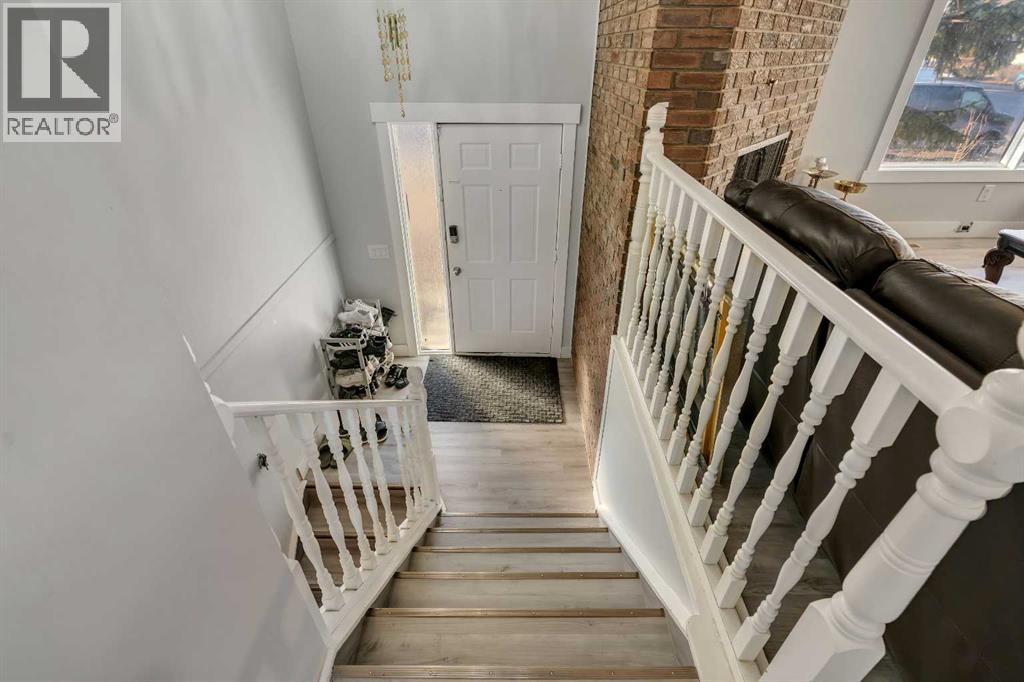 Single Family House Bi-level for Sale in  Whiteglen Crescent NE Whitehorn Calgary 