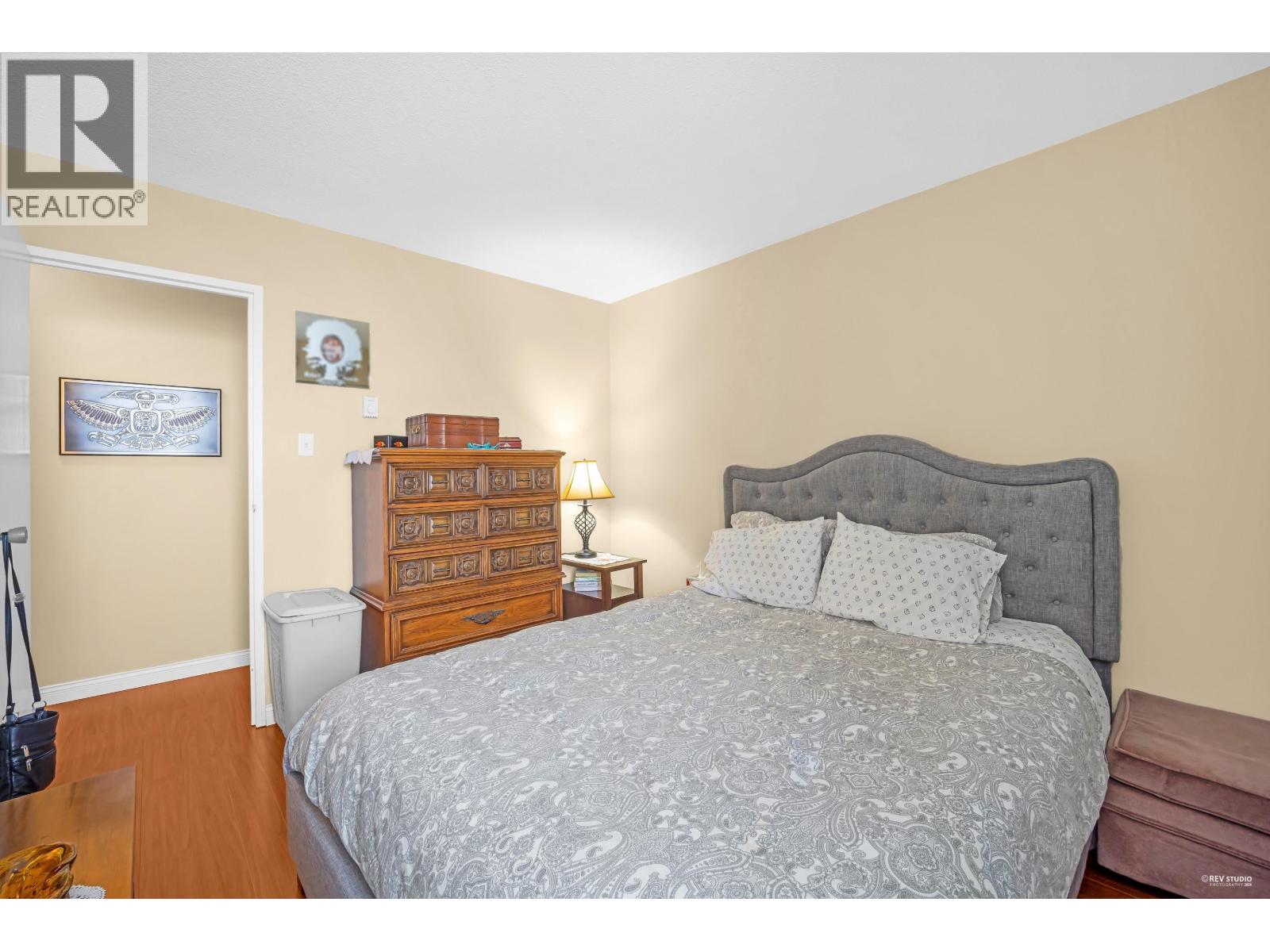 100 10200 4TH AVENUE, Richmond