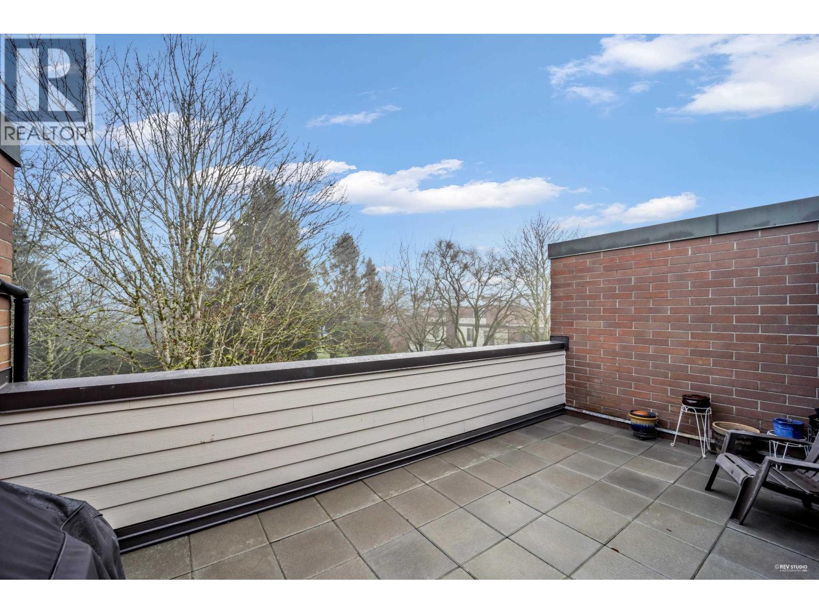 100 10200 4TH AVENUE, Richmond